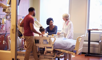 una-pediatra-explica-como-evitar-las-visitas-a-la-sala-de-emergencias-durante-las-fiestas image