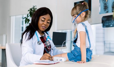 tome-sus-medicamentos-para-el-asma-con-regularidad-puede-mejorar-o-incluso-salvar-su-vida image