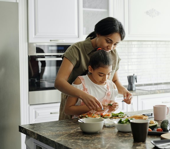 Una pediatra explica: Lo que los padres deben saber sobre los trastornos de la alimentación Post Header Image